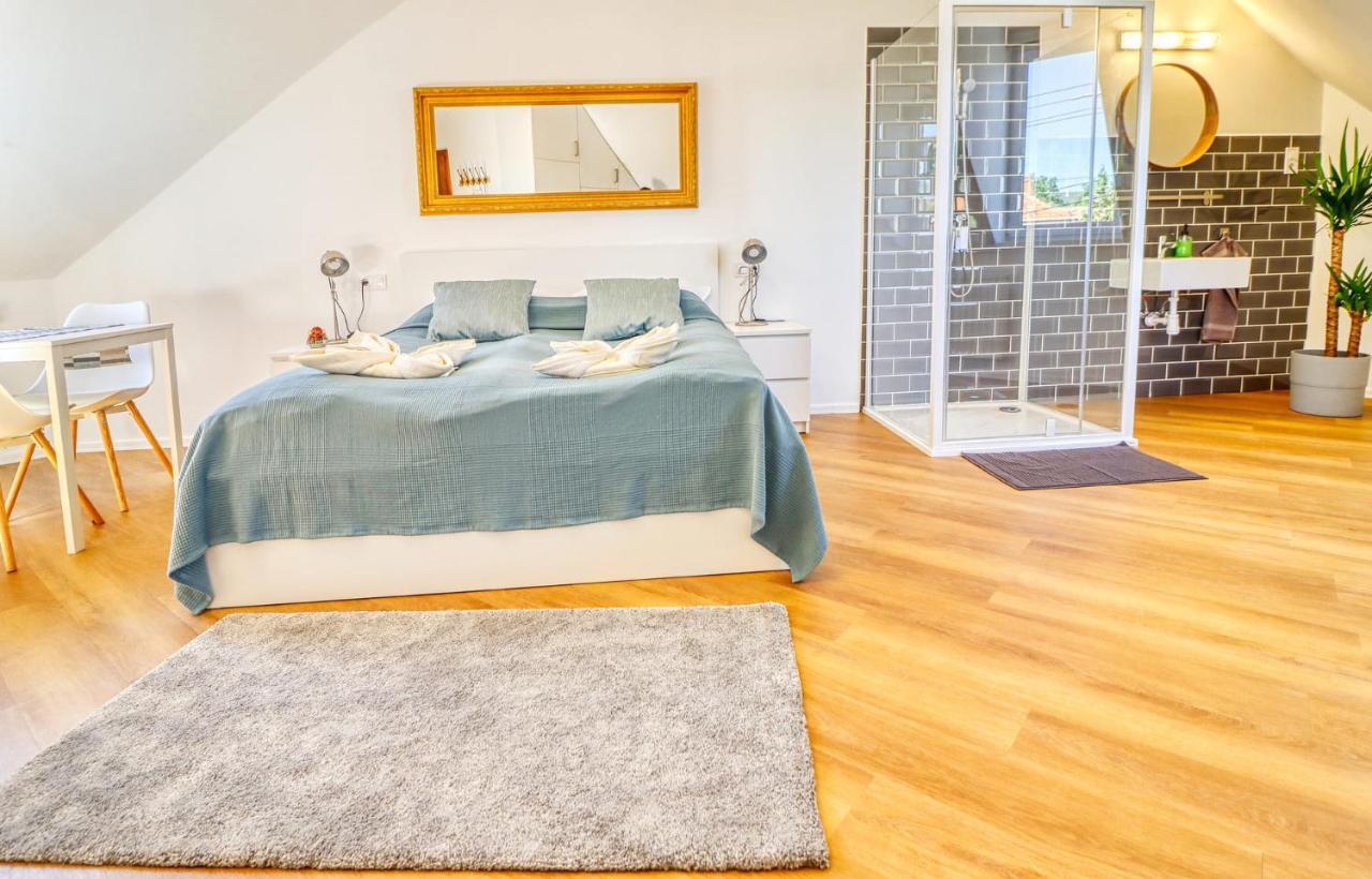 Barka Apartman Егер Екстериор снимка