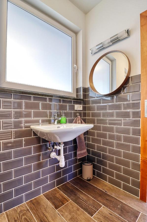 Barka Apartman Егер Екстериор снимка