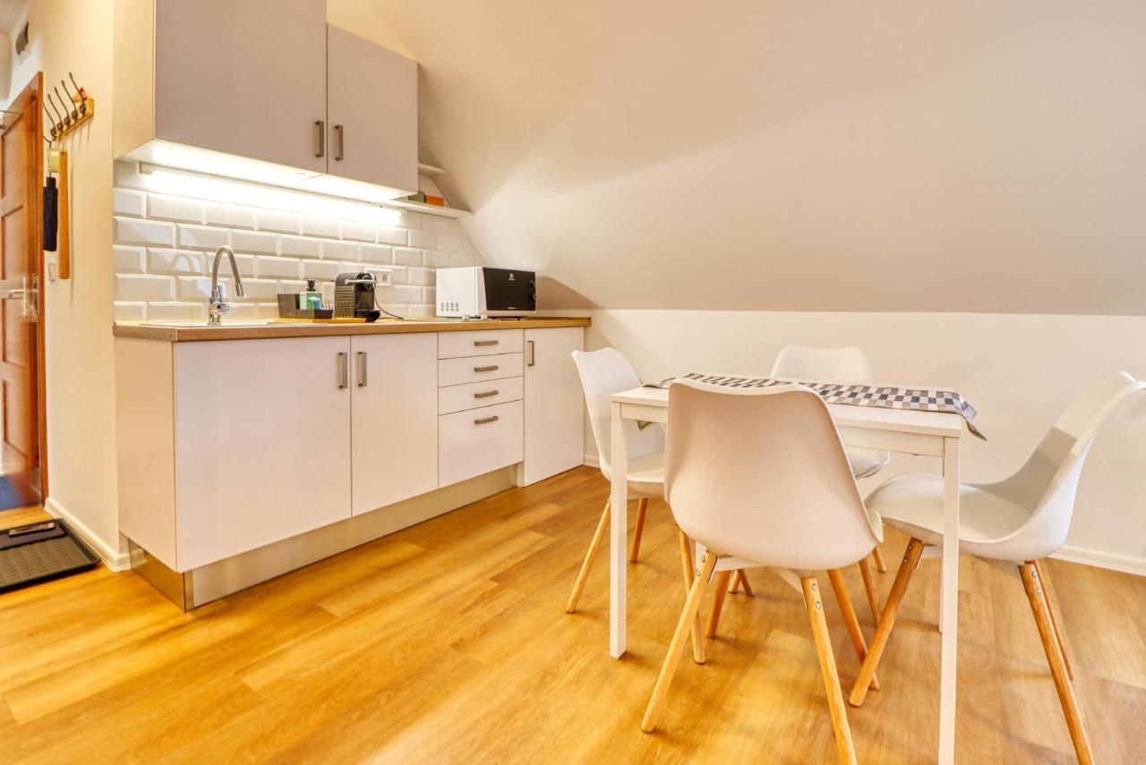 Barka Apartman Егер Екстериор снимка